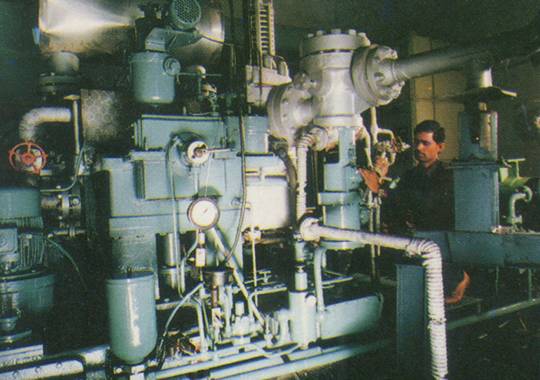 1996
